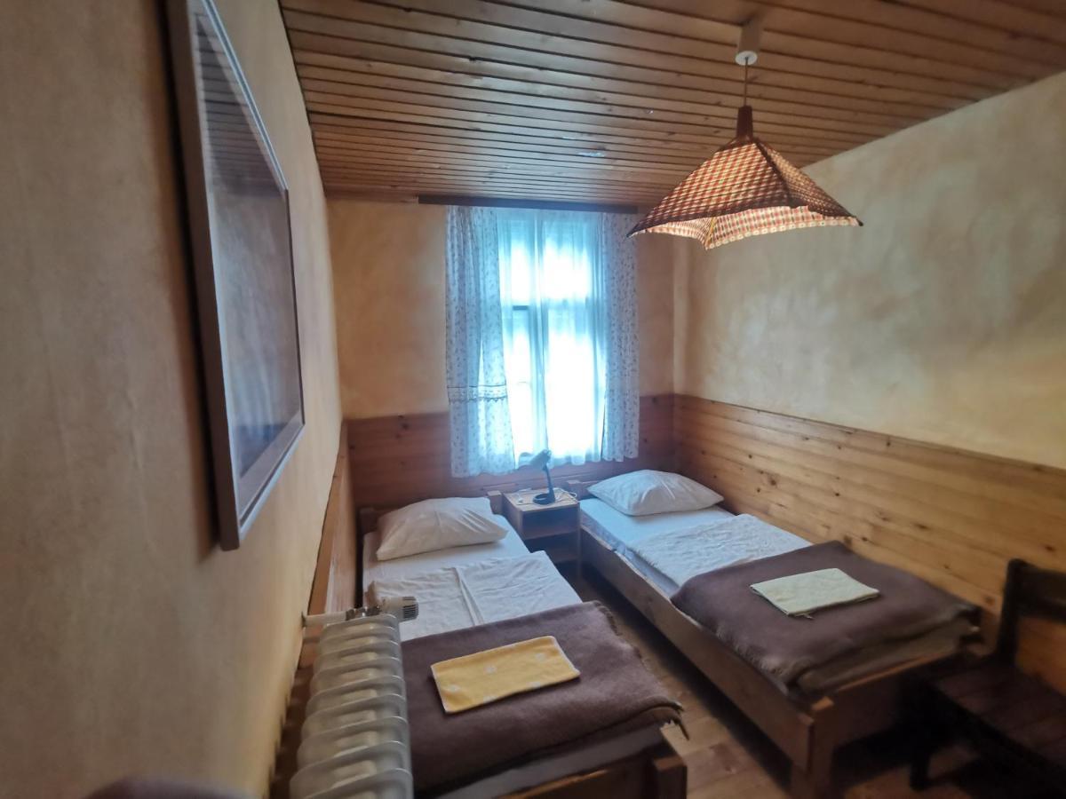 Hostel Pod Voglom Bohinj Bilik gambar